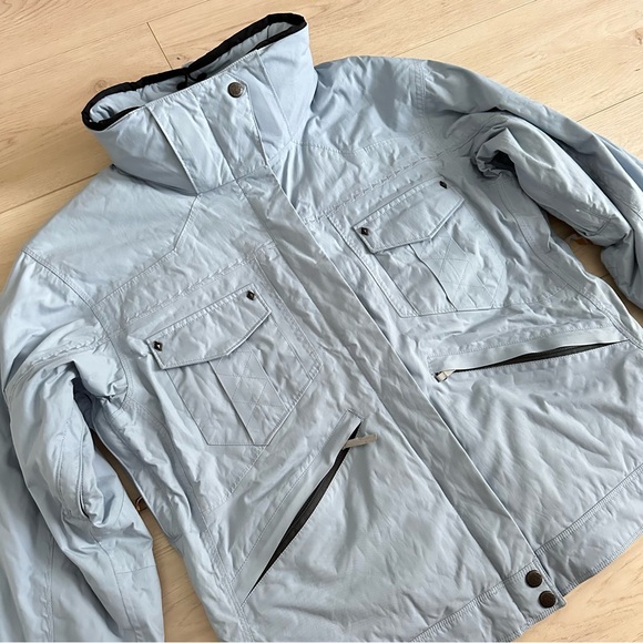 Columbia Women’s Titanium Omni-Tech Winter/Ski Jacket - Picture 2 of 11